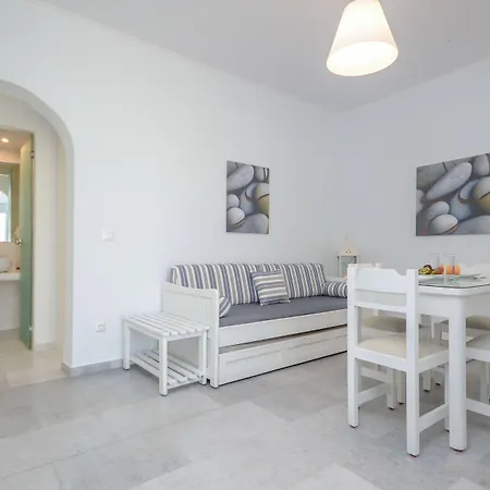 Apartment Birikos & *