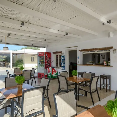 Birikos & Apartment *