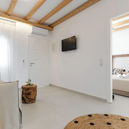 Apartment Birikos & *