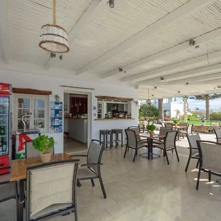 Birikos & Lägenhet Agios Prokopios (Naxos)