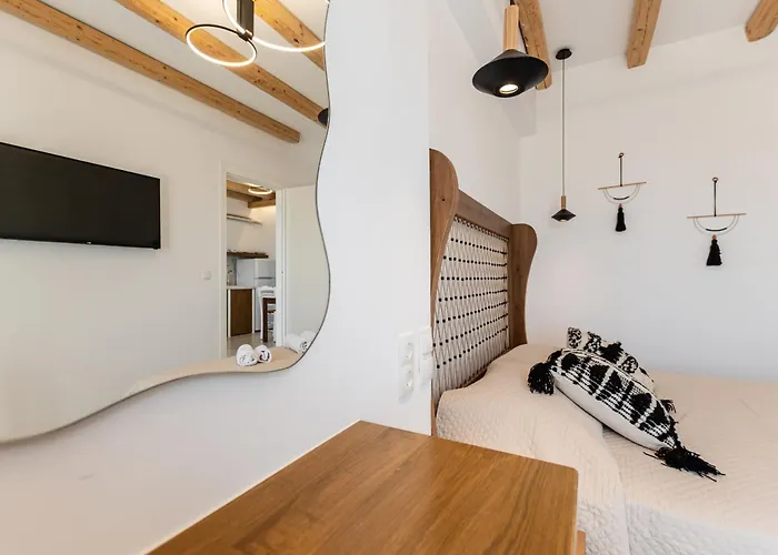 Birikos & Apartament Agios Prokopios (Naxos)