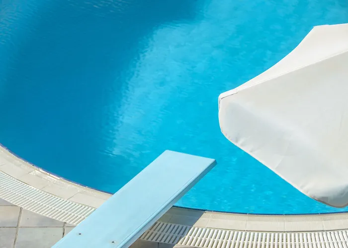 Apartament Birikos & *