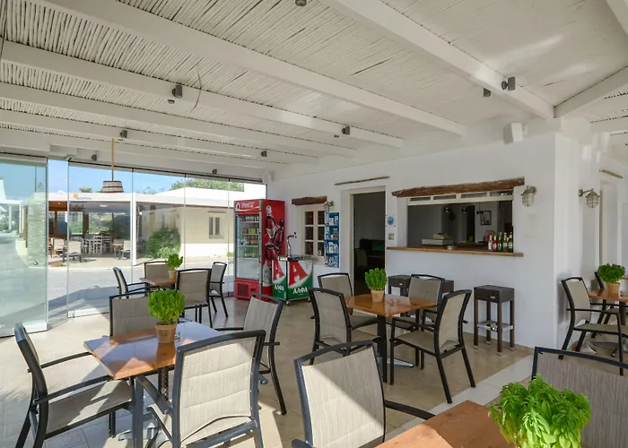 Birikos & Apartament *